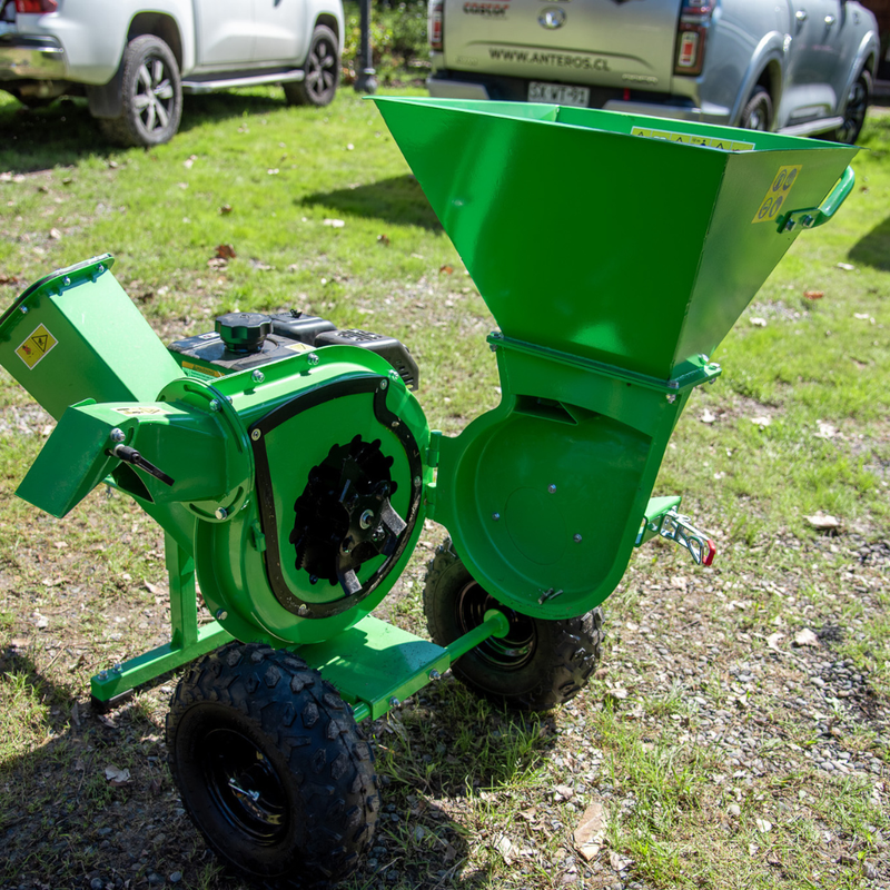Chipeadora Victory Con Martillos 6.5 HP