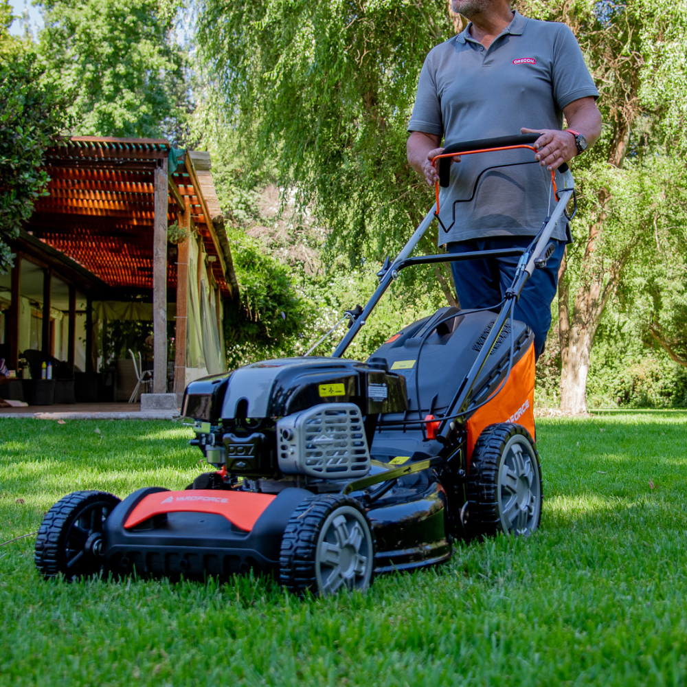 Cortacésped Yard Force Autopropulsada 21"