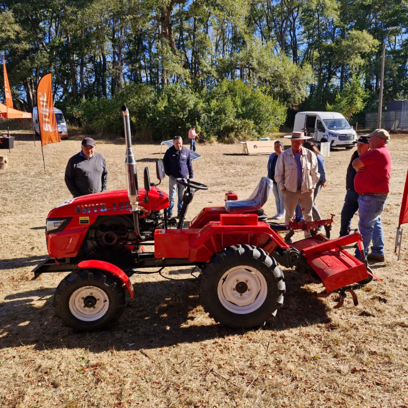 TRACTOR AGRÍCOLA CASTOR 15 HP